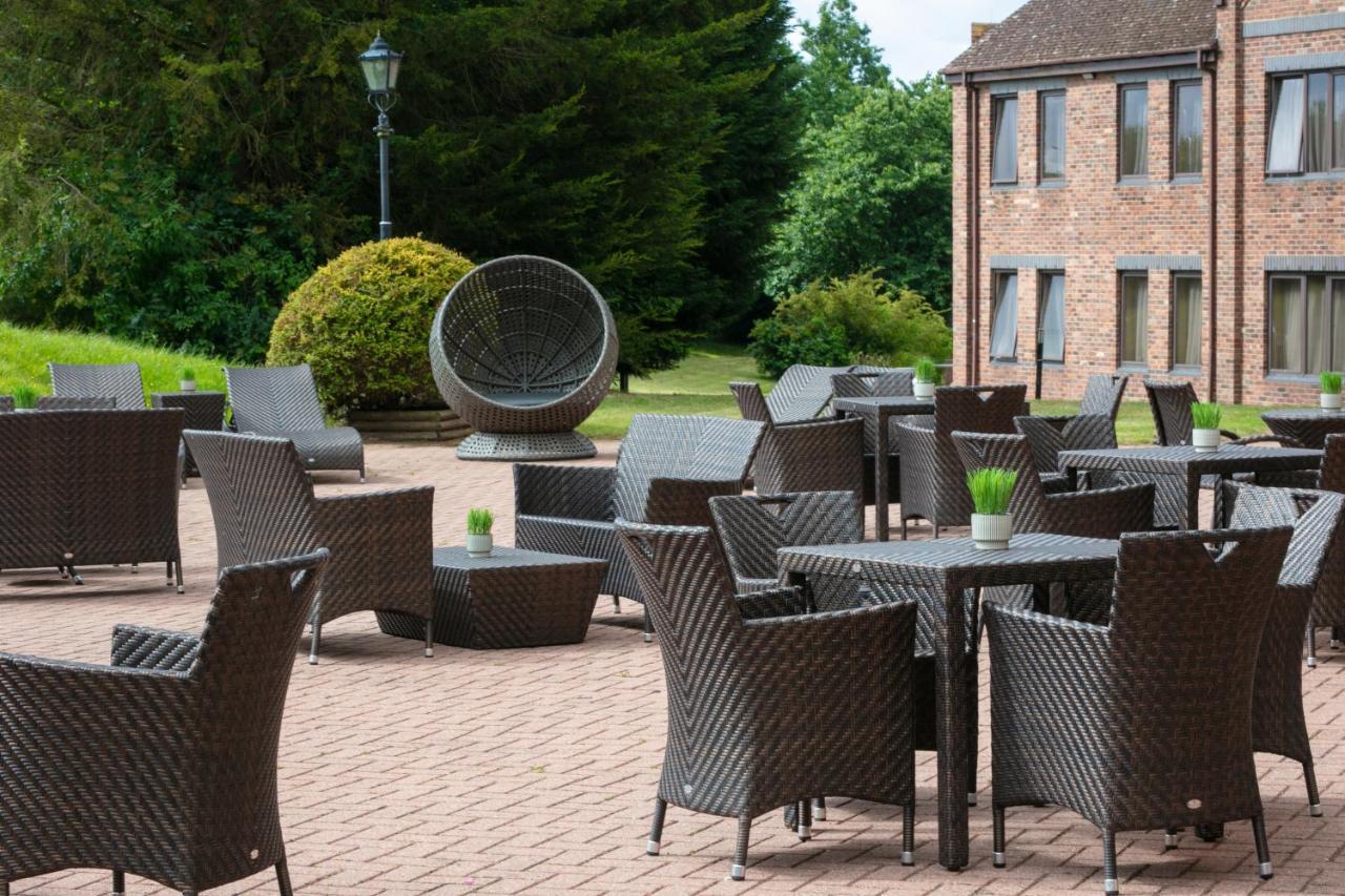 Stratford Manor Hotel Exterior photo
